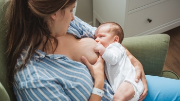 12 Breastfeeding Tips Every New Mum Should Know