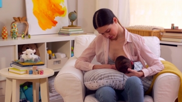 3 Tips to Help You Start Breastfeeding