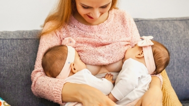 5 Breastfeeding Myths and Facts That You Should Know