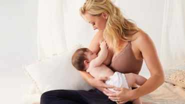 Understanding Breastfeeding: Feeding in the First Six Months