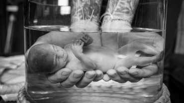 Water Method for Saying Goodbye to Your Baby After Stillbirth