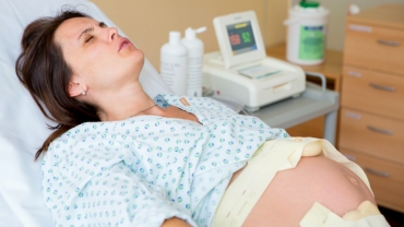 How Can I Manage Labor Pains Without Medication?