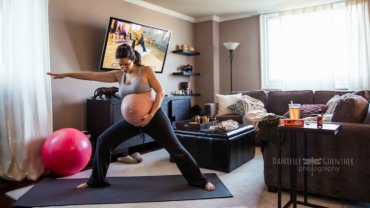Photographer Captures What Pregnancy Really Looks Like