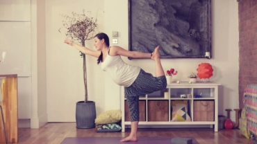 Pregnancy Yoga - Energising Flow