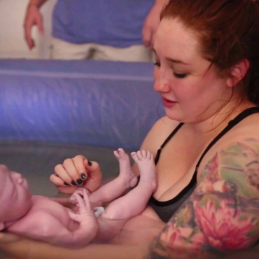 Beautiful Intimate Moments of Vaginal Births