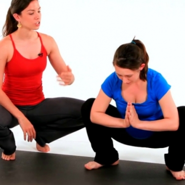 Prenatal Yoga: Squat Pose