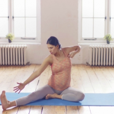 Yoga for Second Trimester Pregnancy
