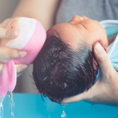 Tips for Bathing Your Newborn: Caring for Umbilicus and Circumcision Sites