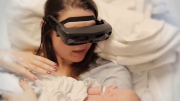 Blind Mom Sees Her Newborn Baby for the First Time