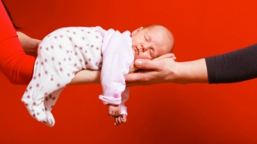 First Aid for a Baby Who's Having a Febrile Seizure