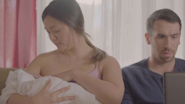 Mom's Love: The First 100 Days of Mommyhood
