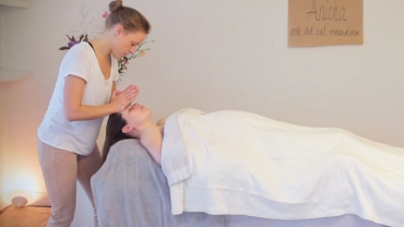 Prenatal Massage Therapy: Head and Face