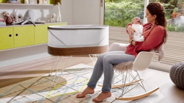 Smart Crib Automatically Rocks Babies to Sleep