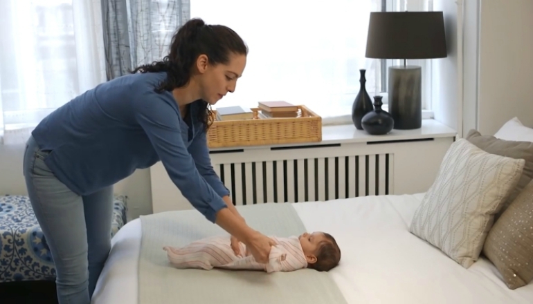 How to Swaddle and Help Calm a Crying Baby?