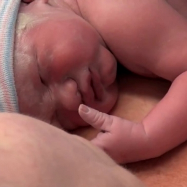 Benefits of Skin-to-Skin Contact After Vaginal Birth