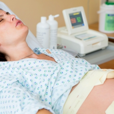 How Can I Manage Labor Pains Without Medication?