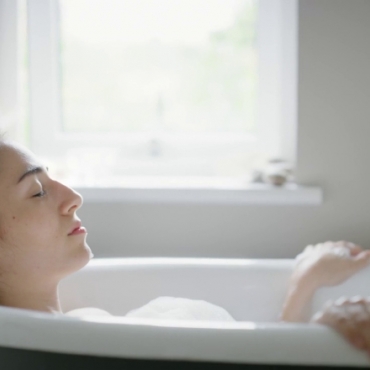 How to Help Aches, Pains and Swelling During Pregnancy