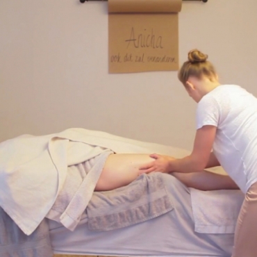 Prenatal Massage Therapy: How to Massage Legs?