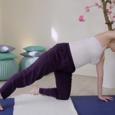 Prenatal Pilates: Calf Stretching on All Four with a Balance